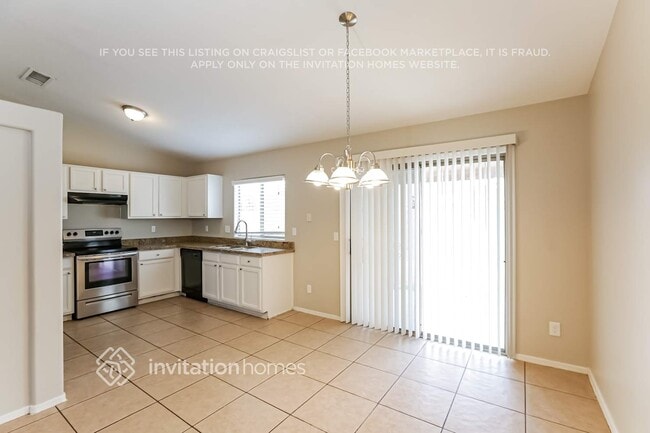 Foto del edificio - 10763 W Rio Vista Ln