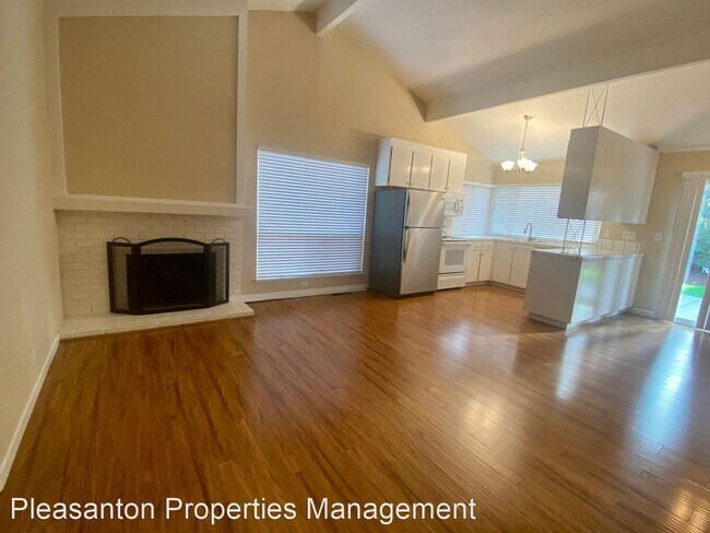 Foto del edificio - 4 br, 2 bath House - 7354 Jaybrook Ct.