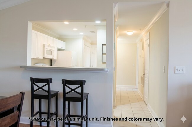 Foto del edificio - RENT PRICE IS FOR ENTIRE UNIT, NOT PER BEDROOM!