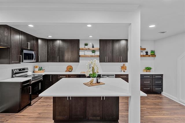 Foto del edificio - 3330 Courtyard Pl