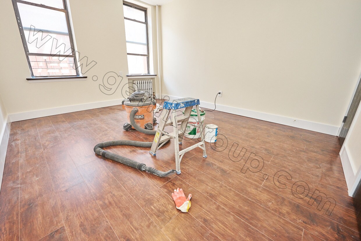 Primary Photo - 131 Eldridge St