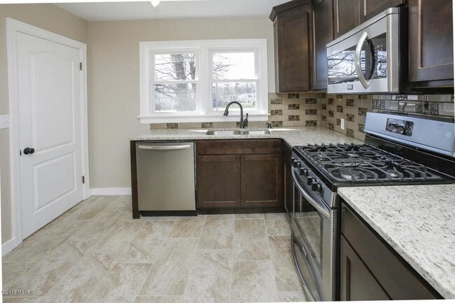 Foto del edificio - 5024 N Westnedge Ave