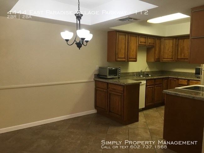 Foto del edificio - 4444 E Paradise Village Pkwy N