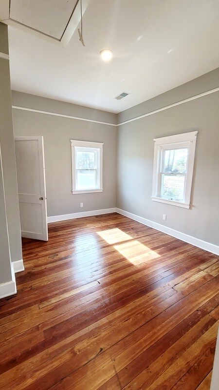 Building Photo - 4344 Studley Rd