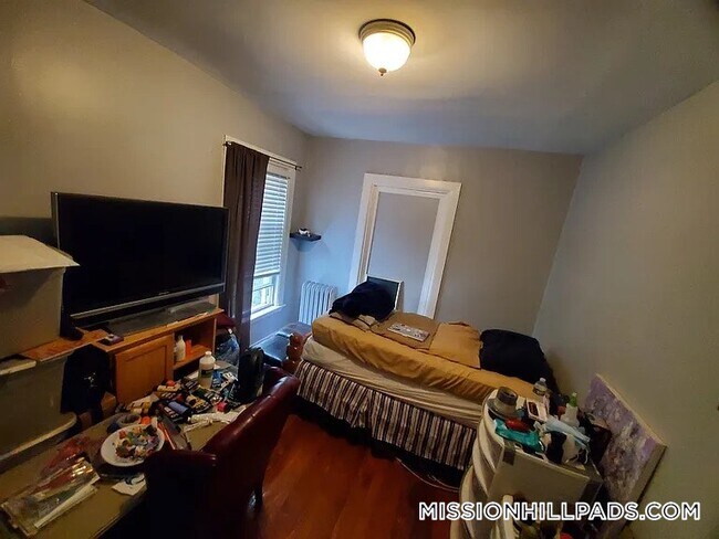 Foto del edificio - 846 Huntington Ave