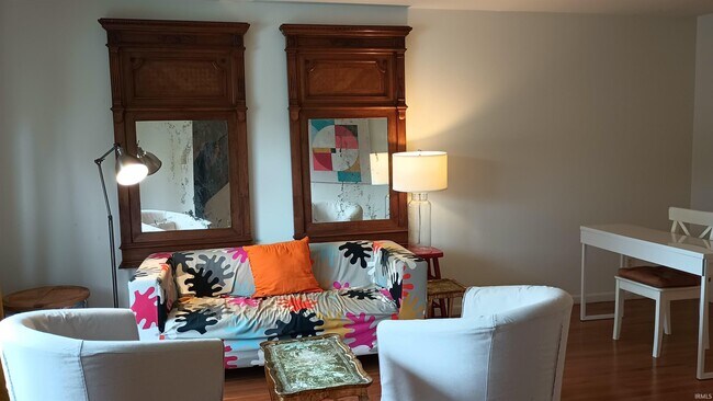 Foto del edificio - 1601 S Dorchester Dr