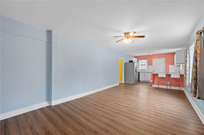 Foto del edificio - 1124 Graymont Dr SW