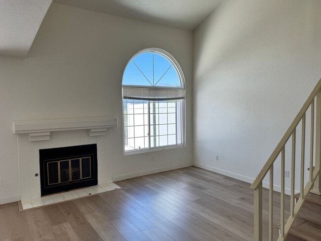 Building Photo - 13216 Pinnacle Ct