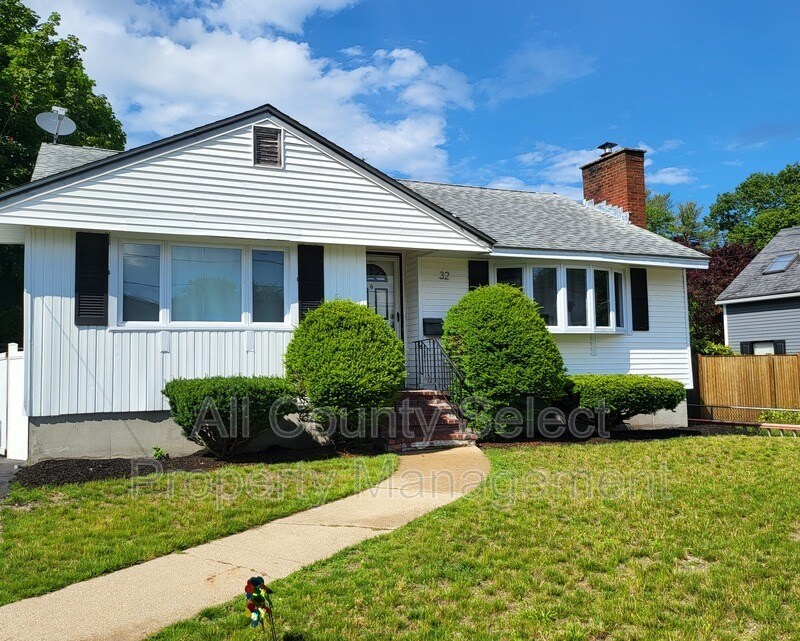 32 Rockdale Ave, Peabody, MA 01960 House Rental in Peabody, MA