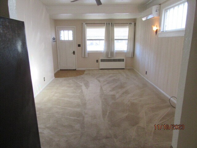 Building Photo - 1618 4th Ave E