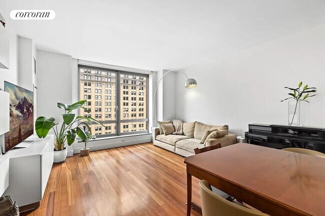 Building Photo - 30 Little W St