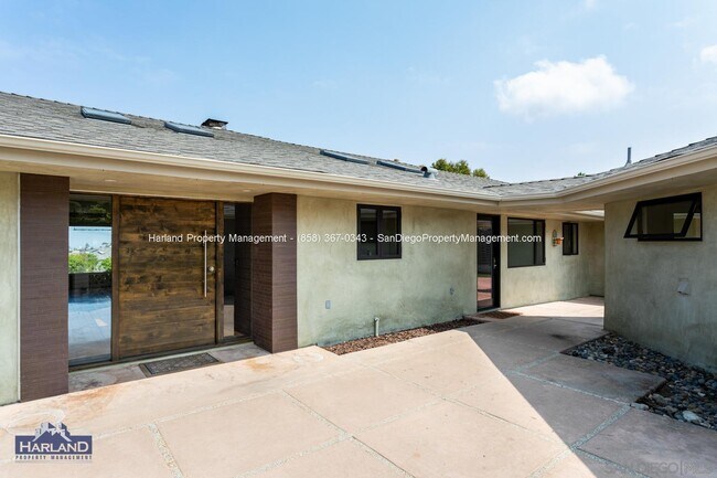 Building Photo - 6561 Avenida Wilfredo