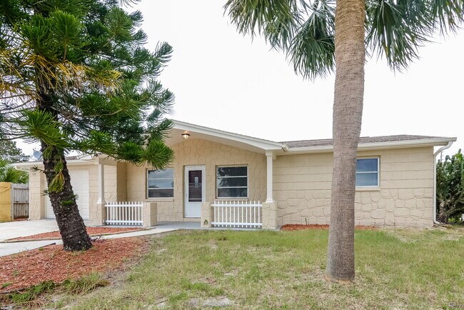 Foto del edificio - 1012 Normandy Blvd