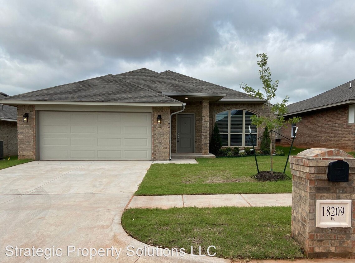 Foto principal - 4 br, 2 bath House - 18209 Autumn Grove Drive