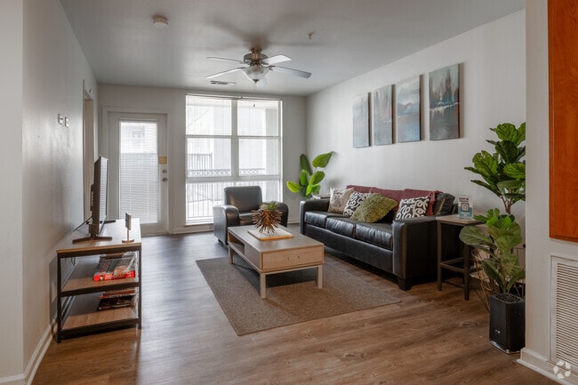 3BR, 3BA - 1,495SF - Living Room - Sparq on Rio