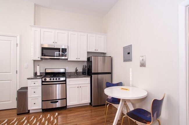 Foto del edificio - 104 Chandler St