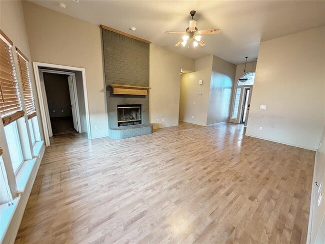 Building Photo - 4801 Deer Ridge Blvd