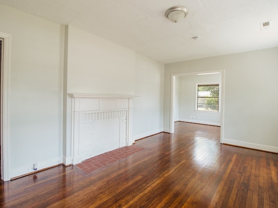 Building Photo - 2600 Avenue L