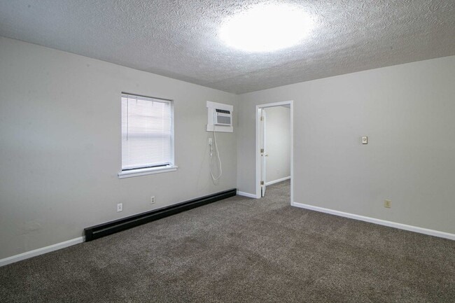 Foto del edificio - 404 -17 Thompsonville Lane