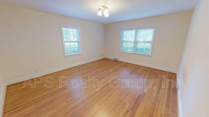 Foto del edificio - 1307 Brookwood Drive