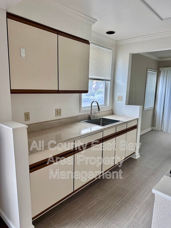 Foto del edificio - 730 Johnson St