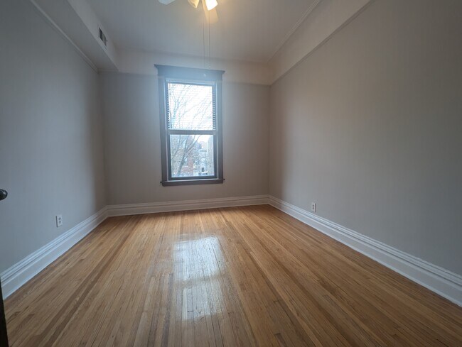 Foto del edificio - 3824 N Fremont St