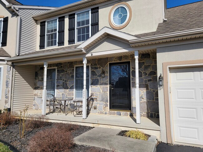 Foto del edificio - 3436 Green Leaf Dr