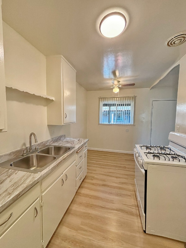 Photo - 1107 W Highland St Apartment