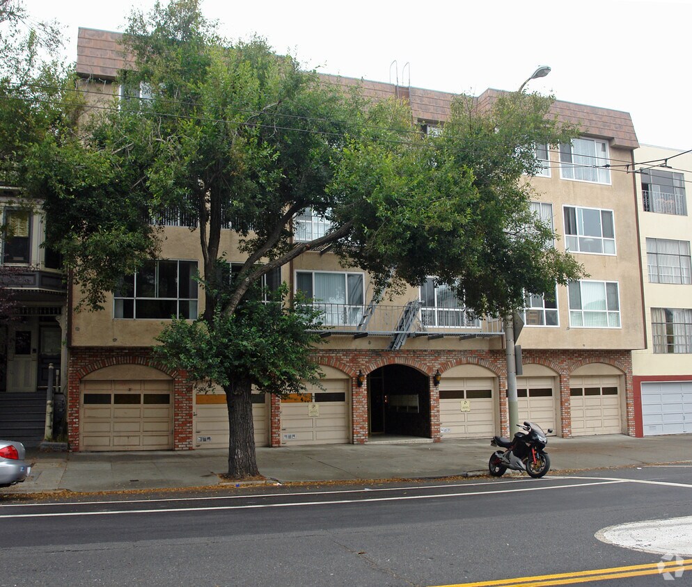 Foto principal - 777 Arguello Blvd