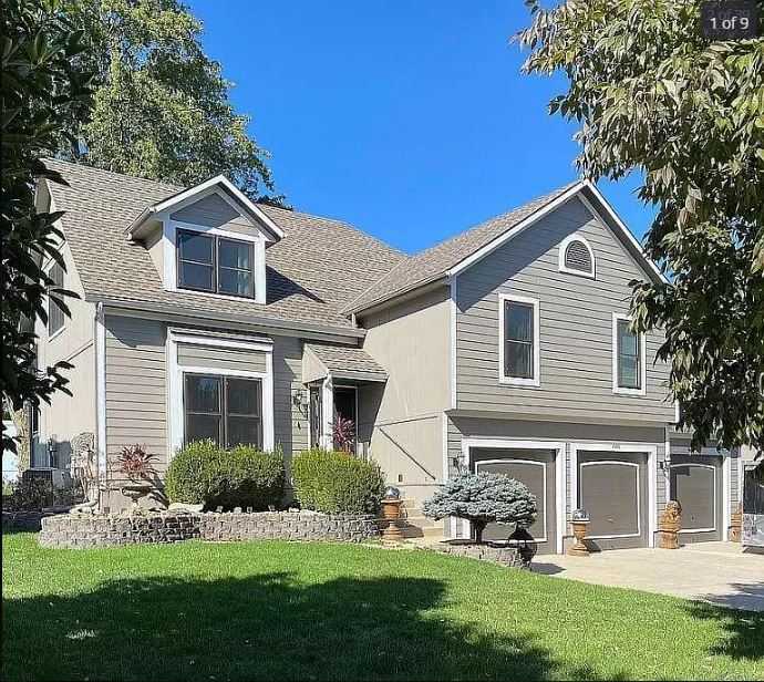 Foto principal - 7930 Hall St