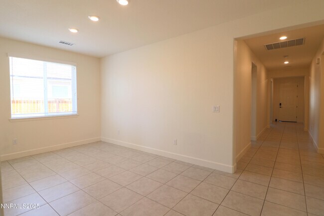 Building Photo - 1199 Barn Owl Dr