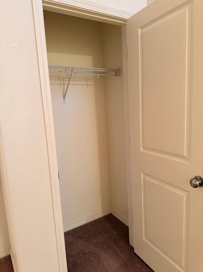 Foto del edificio - Home in the Landings