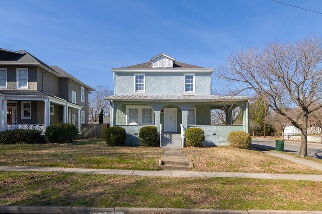 Foto del edificio - 2922 Noble Ave