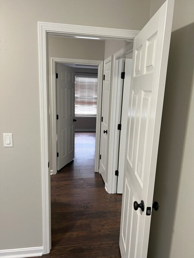 Building Photo - 3-Bedroom Home in Desirable Fields of Lancassange, Jeffersonville