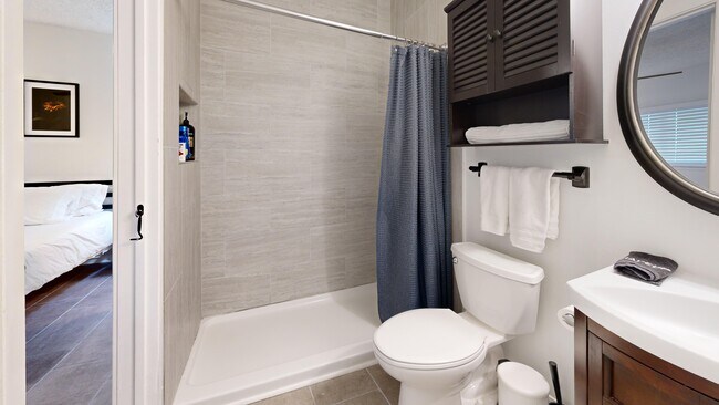 Foto del edificio - 12827 Independence Ave