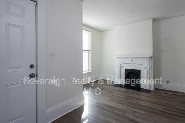Foto del edificio - 406 Paines Ave NW