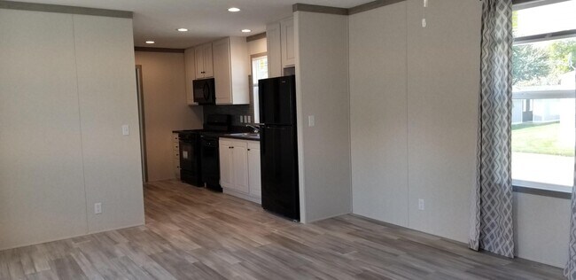 Foto del edificio - 31 Mockingbird Hill Dr