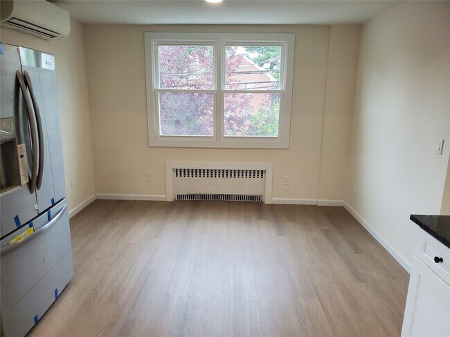 Foto del edificio - 958 Rockaway Ave