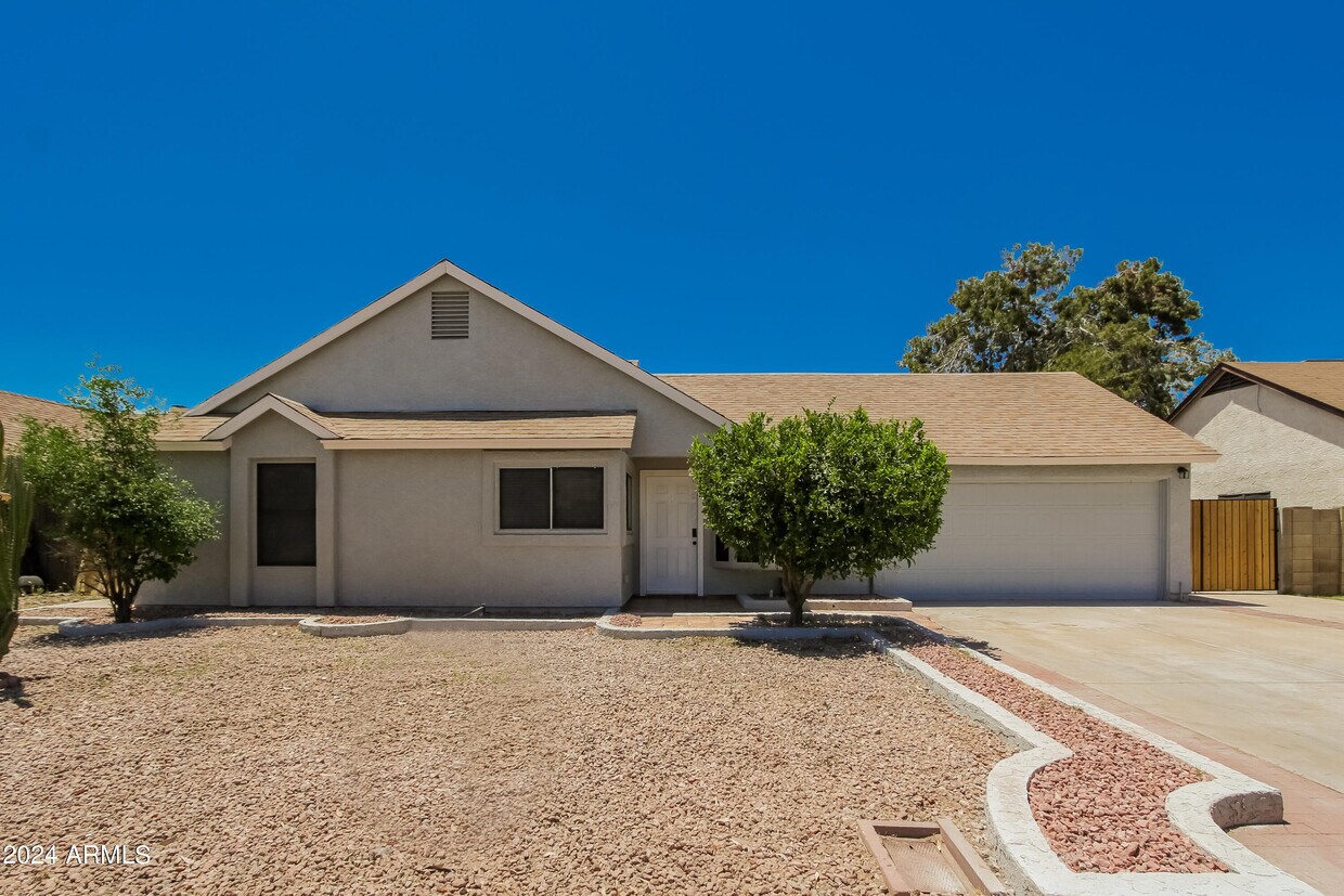 Primary Photo - 13026 N 55th Dr