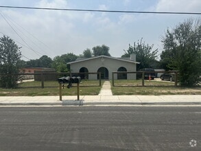 Building Photo - 378 E Petaluma Blvd