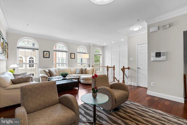 Foto del edificio - 7592 Cherrybark Oak Ln