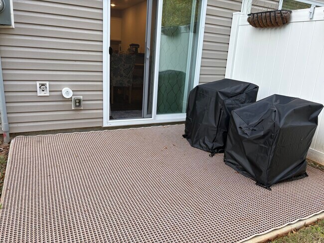 Foto del edificio - 1422 S Cardiff Trl