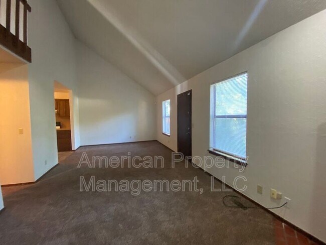 Foto del edificio - 6040 S Rockford Ave