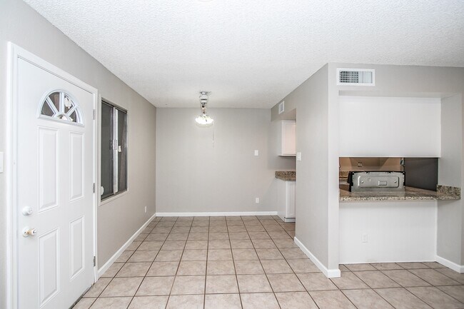 Building Photo - 3955 West Palomino Road, Unit 3955