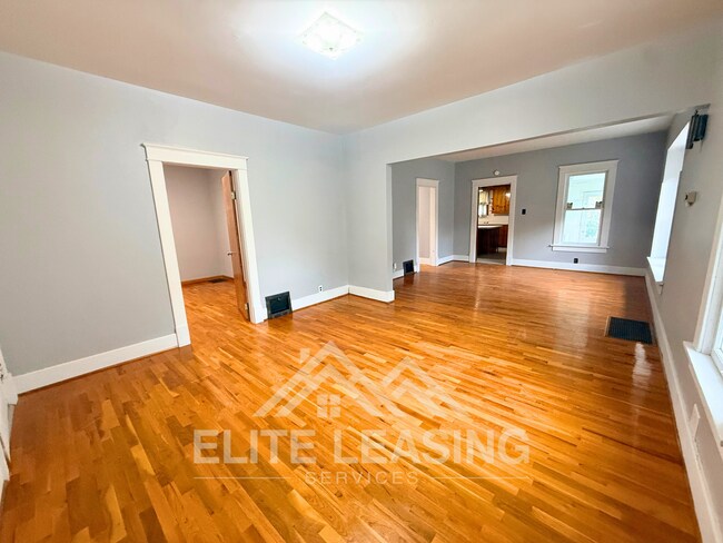 Foto del edificio - 528 NE Ohio Ave