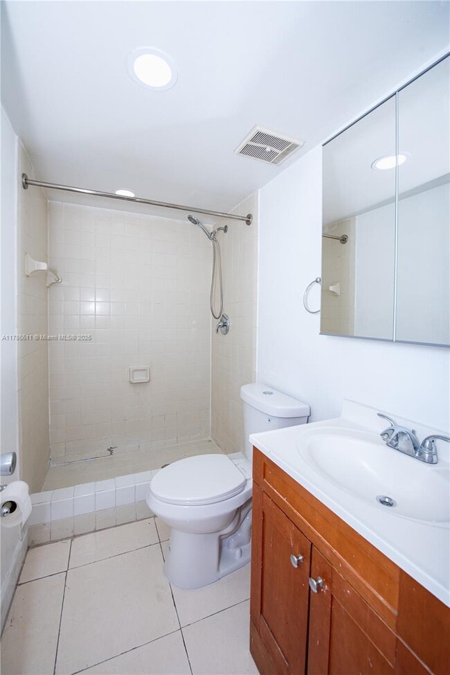 Foto del edificio - 1720 NW North River Dr