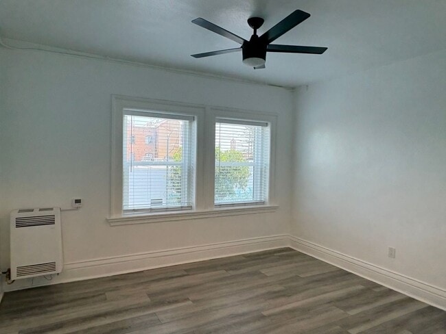 Interior Photo - Catalina Court