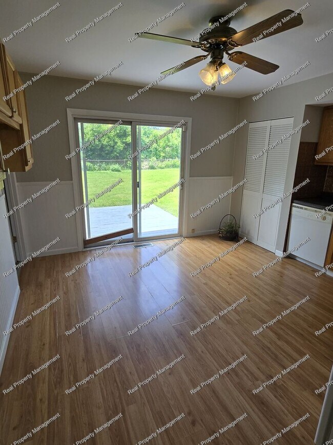 Foto del edificio - Updated 4 Bedroom