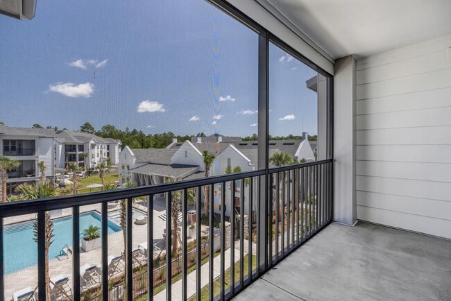 Building Photo - Tapestry Palmera