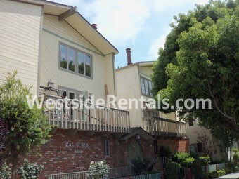 Primary Photo - 810 California Ave